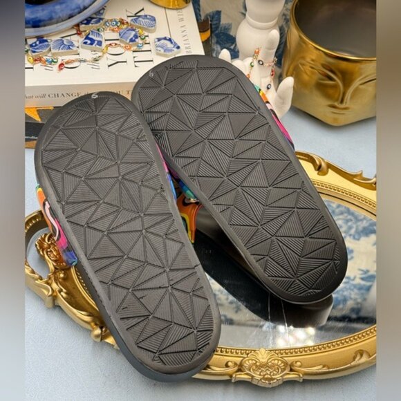🆕 KURT GEIGER LONDON 🧿 NWOB Brixton Plate Pool Slide, Groovy Rainbow - Sz 6 - Picture 11 of 13